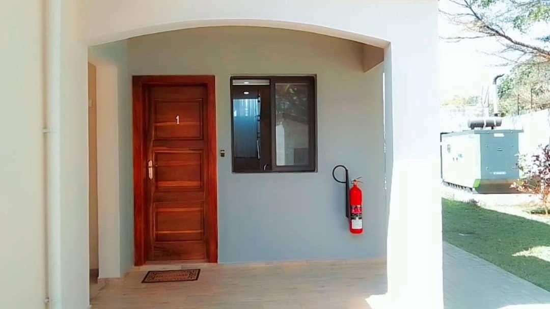 24 Roma Aparthotel Lusaka Luaran gambar
